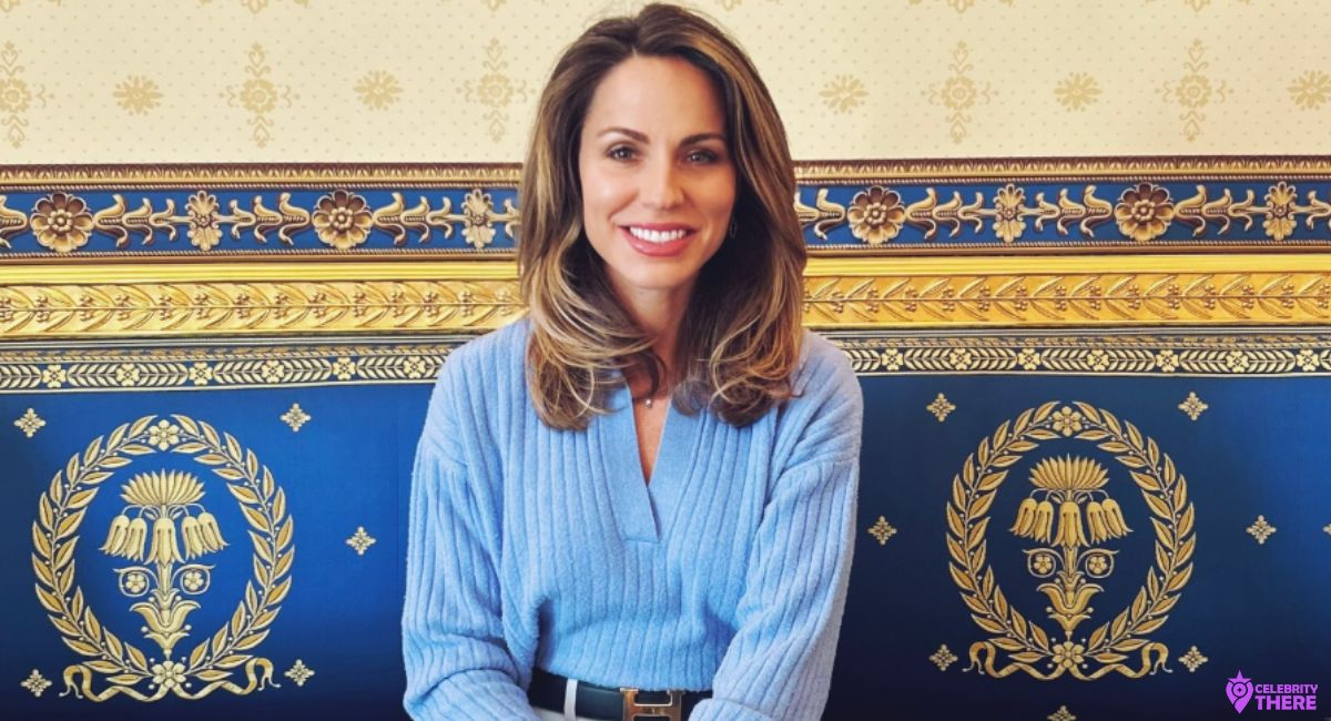 Dr Nicole Saphier Authorship