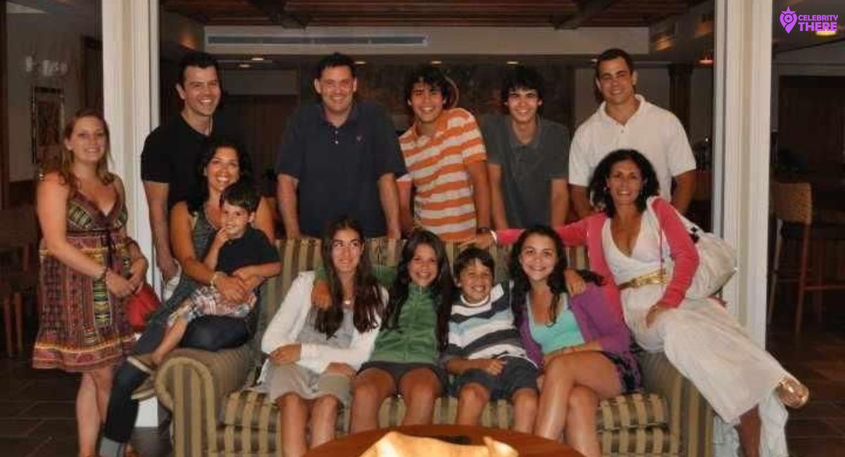 Evelyn Melendez Family Life and Children