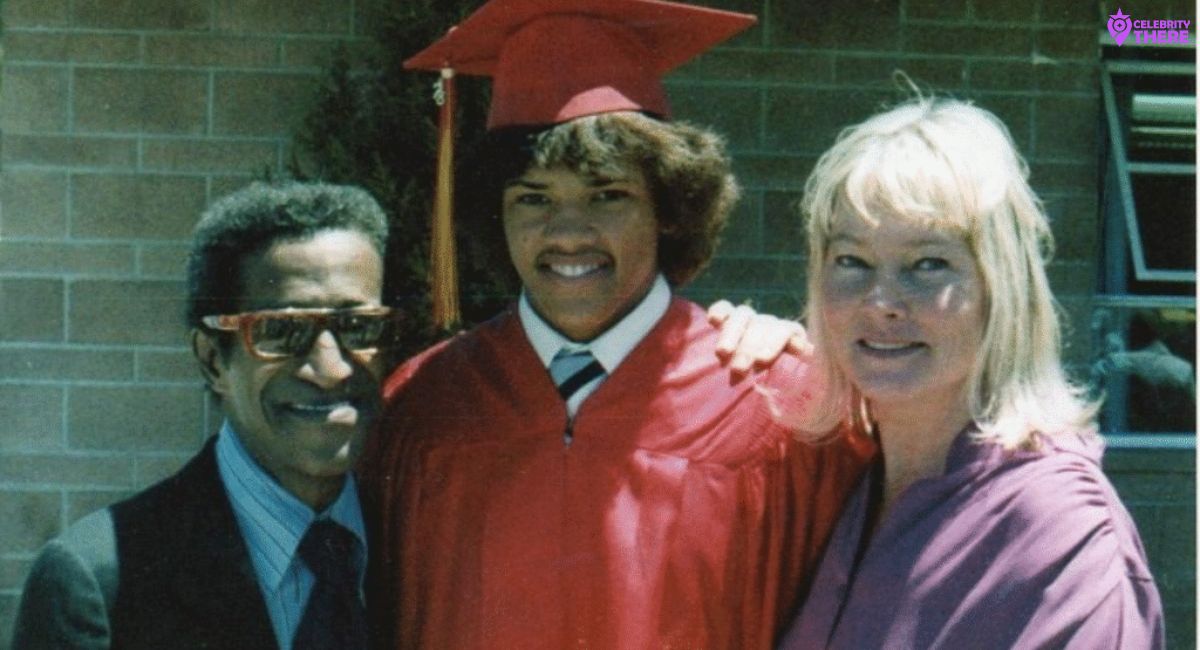 Mark Sydney Davis Early Life 