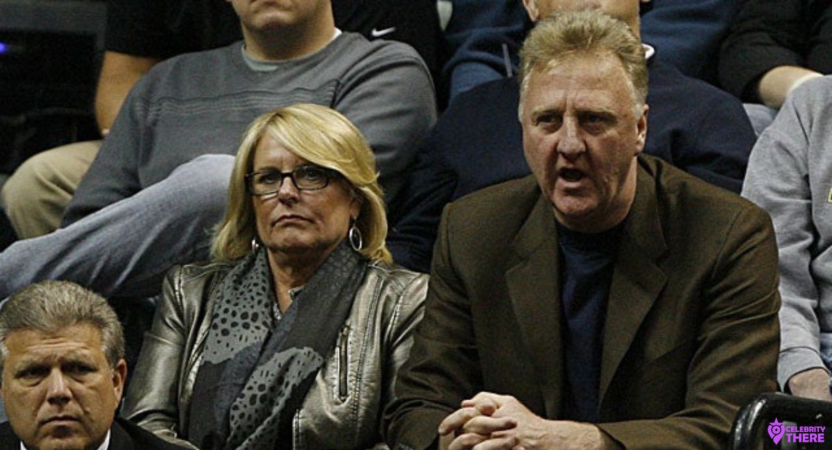 Life After Divorce: Staying Out of the Spotlight