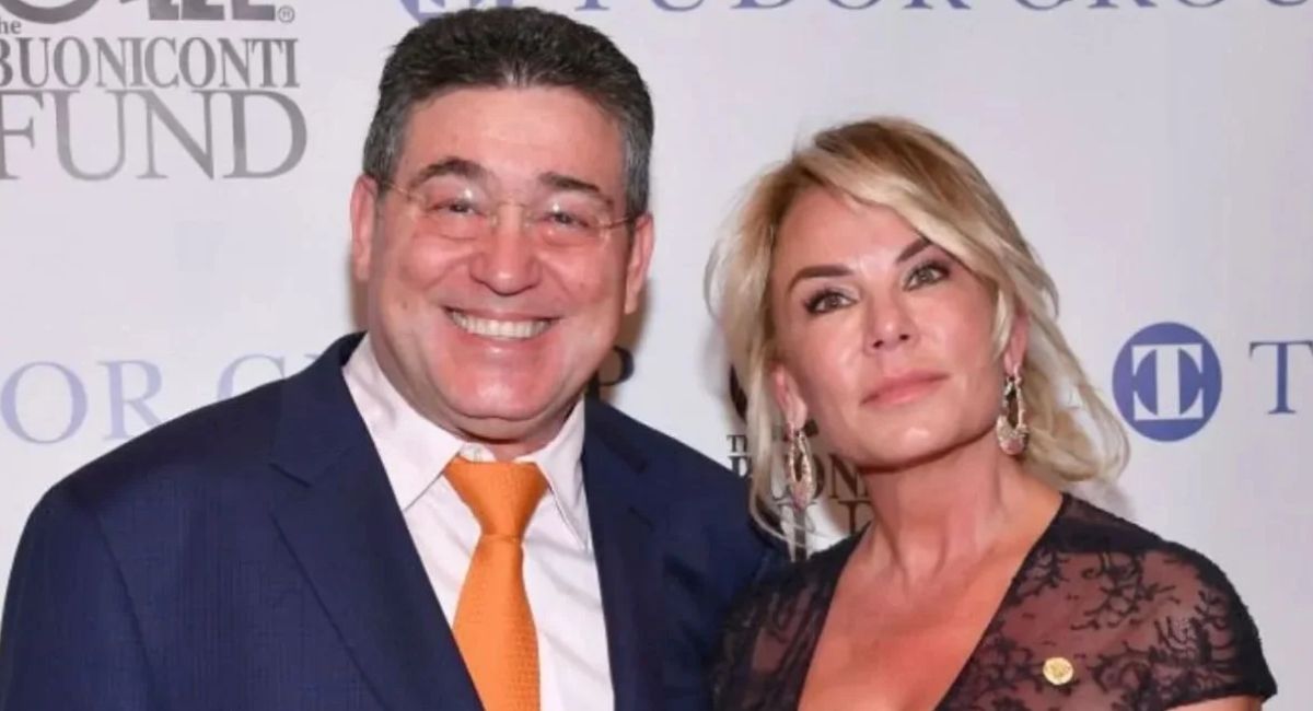 Itzhak Ezratti Wife