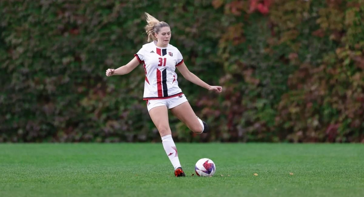 Kate Connelly